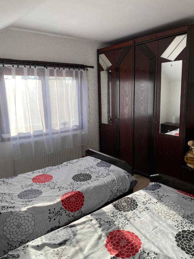 Micin Dom Apartman Pirot Kültér fotó